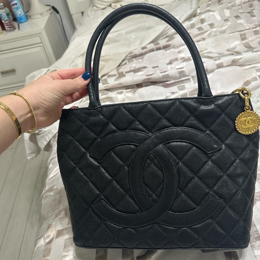 Vintage Chanel bag great condition